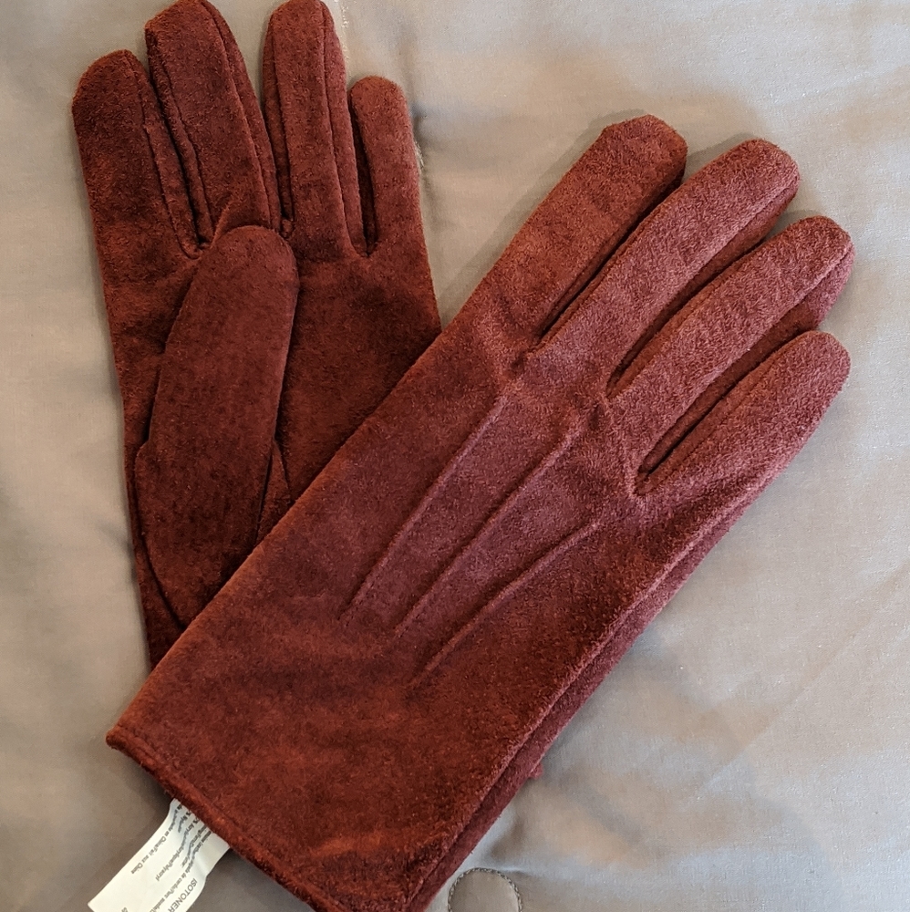 Isotoner leather gloves